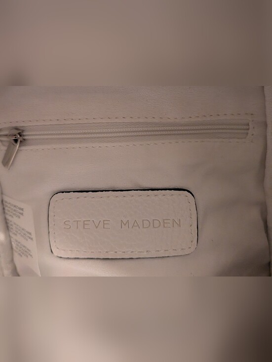 Steve Madden \